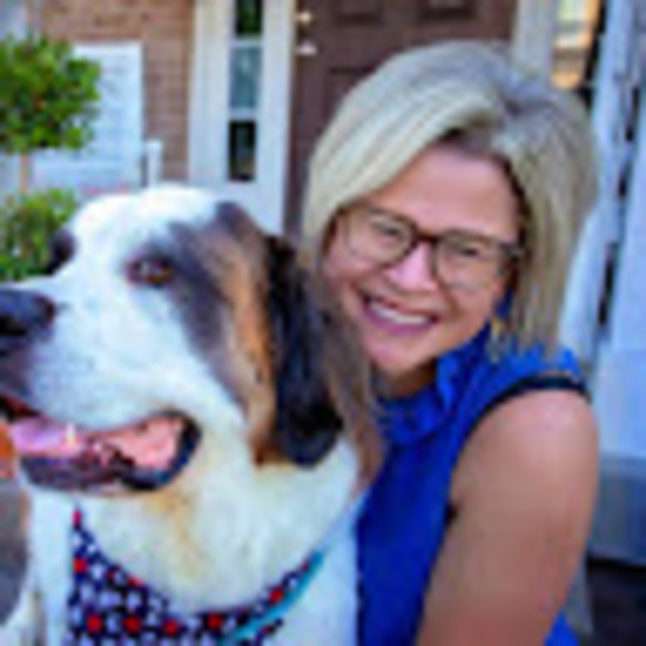 Meet your Posher, Laura - Picture 1 of 1